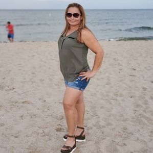 Meet your Posher, Alda